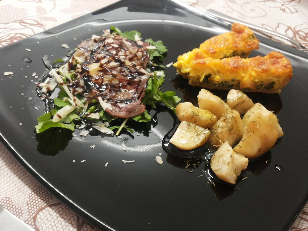 Albergo Nuoitas 포르니 디 소프라 외부 사진